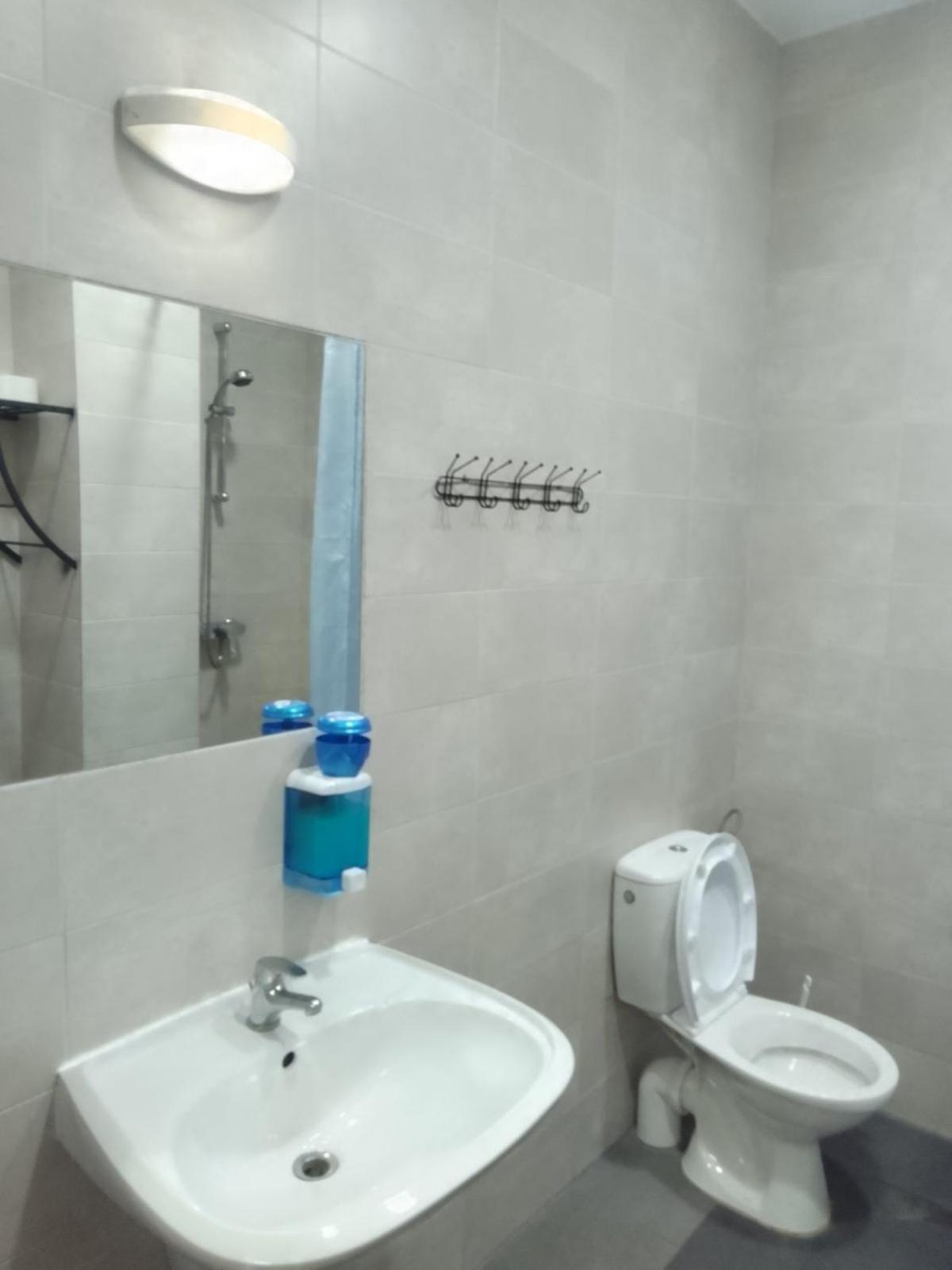 Hostel Siennicka Варшава Екстериор снимка