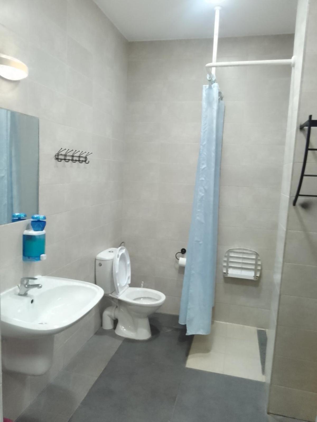Hostel Siennicka Варшава Екстериор снимка