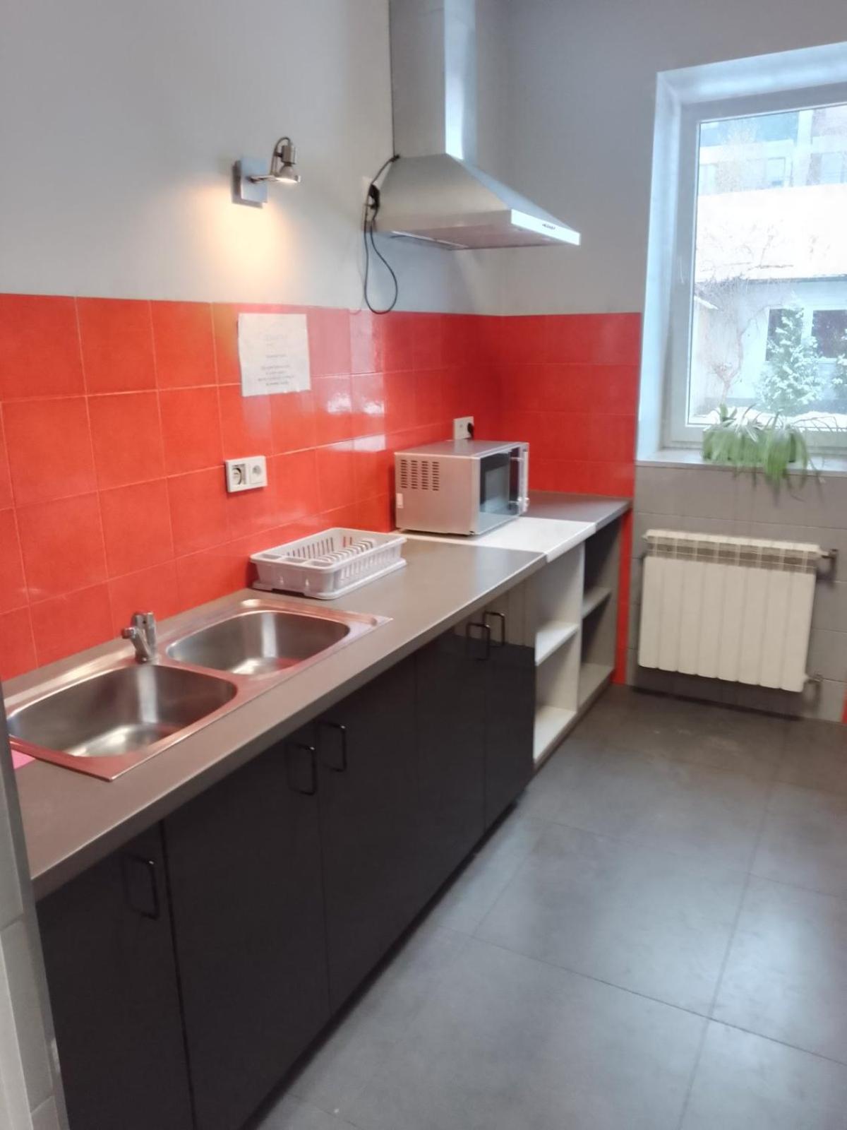 Hostel Siennicka Варшава Екстериор снимка