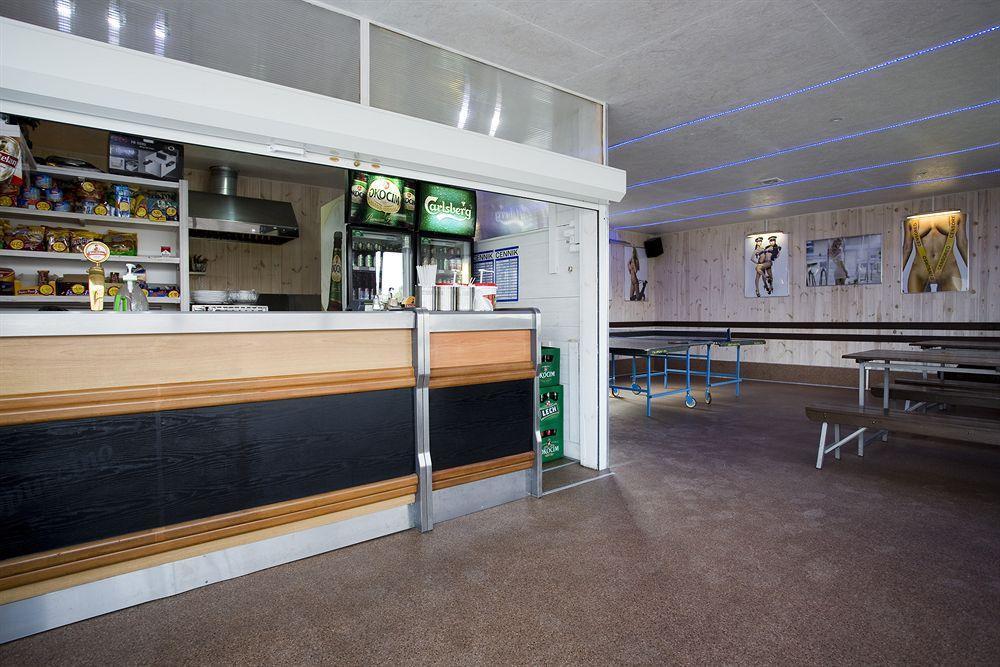 Hostel Siennicka Варшава Екстериор снимка