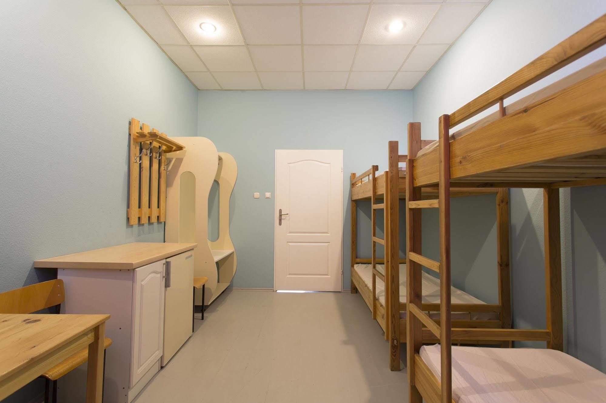 Hostel Siennicka Варшава Екстериор снимка