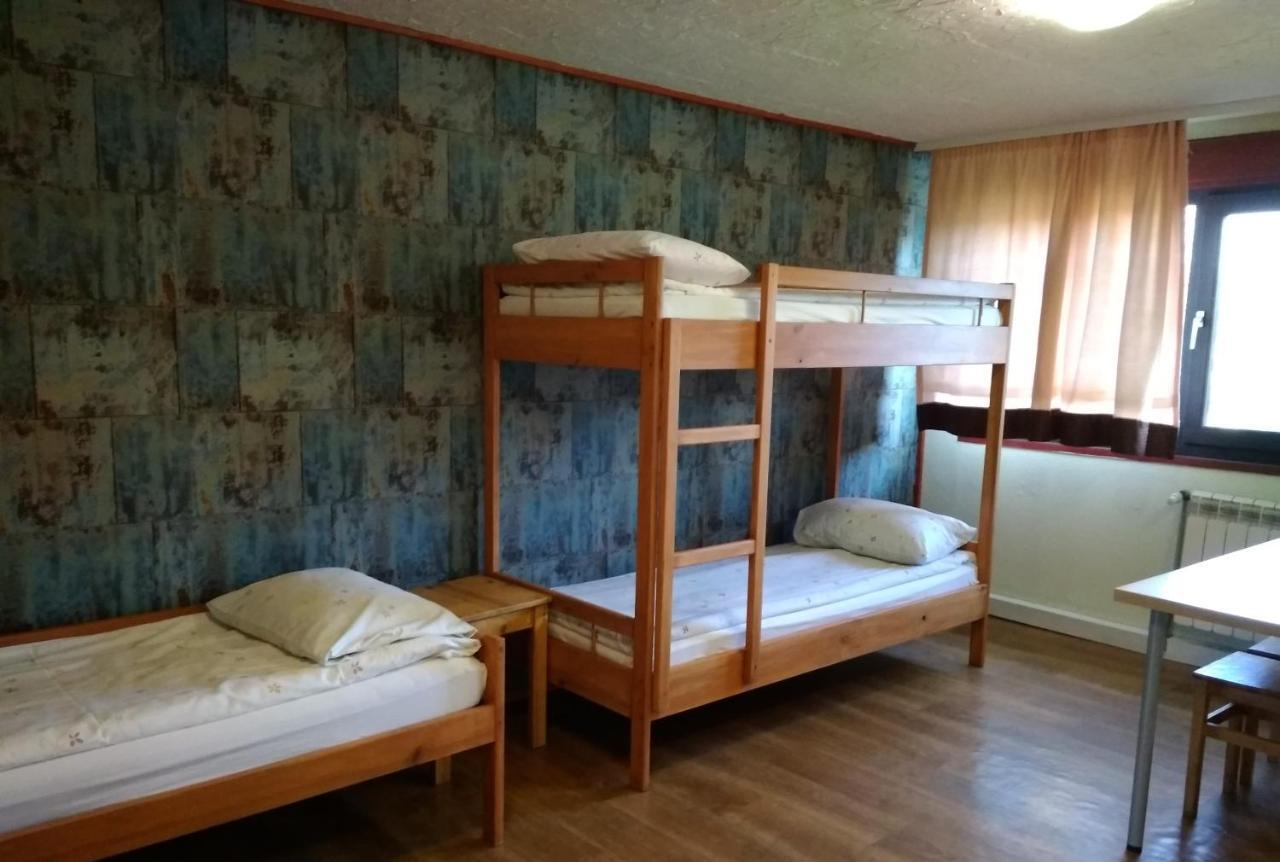 Hostel Siennicka Варшава Екстериор снимка